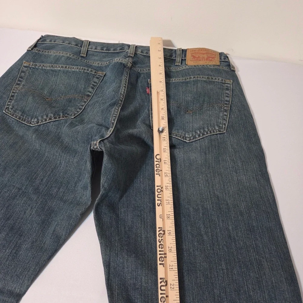 Levi's‎ 559 Relaxed Straight Jeans Men 38x32 Blue Medium Wash Denim 559-0211
